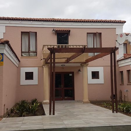 Apartament 77 On Erica George Zewnętrze zdjęcie