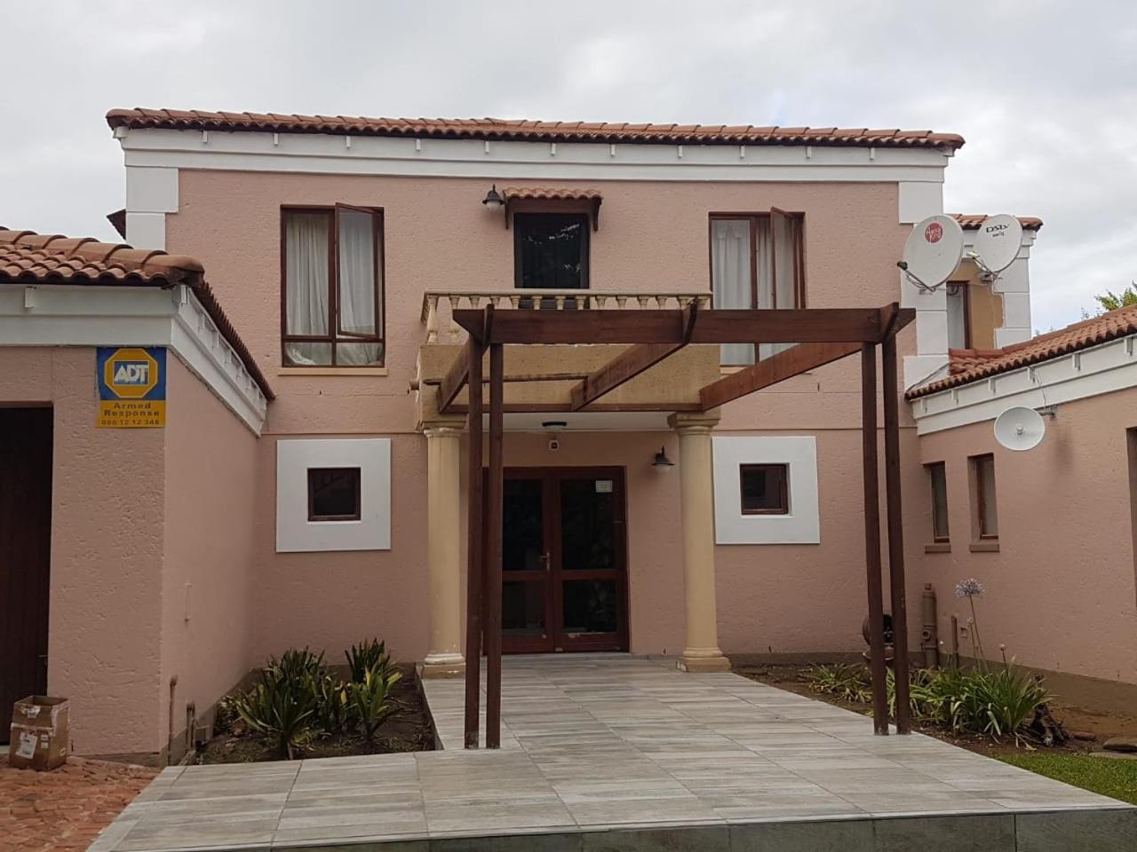 Apartament 77 On Erica George Zewnętrze zdjęcie