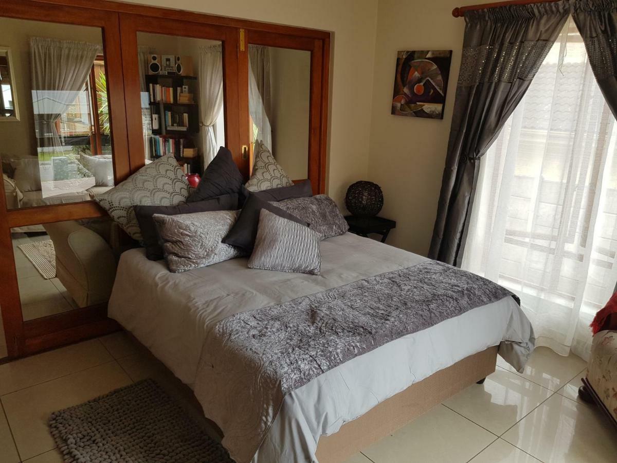 Apartament 77 On Erica George Zewnętrze zdjęcie